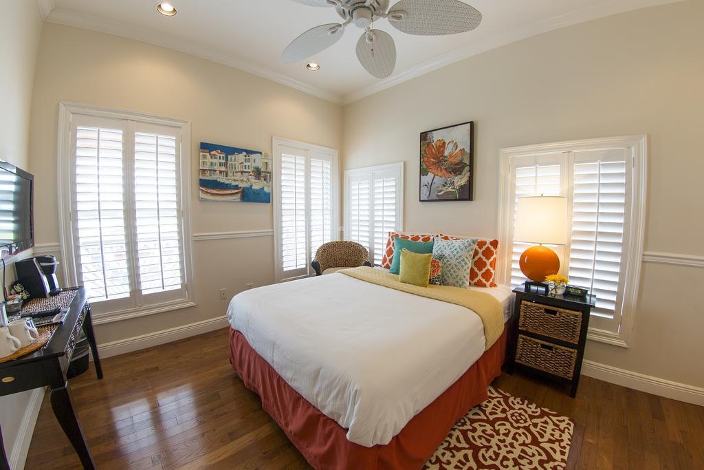 The Almanett Hotel & Bistro Gulfport Room photo